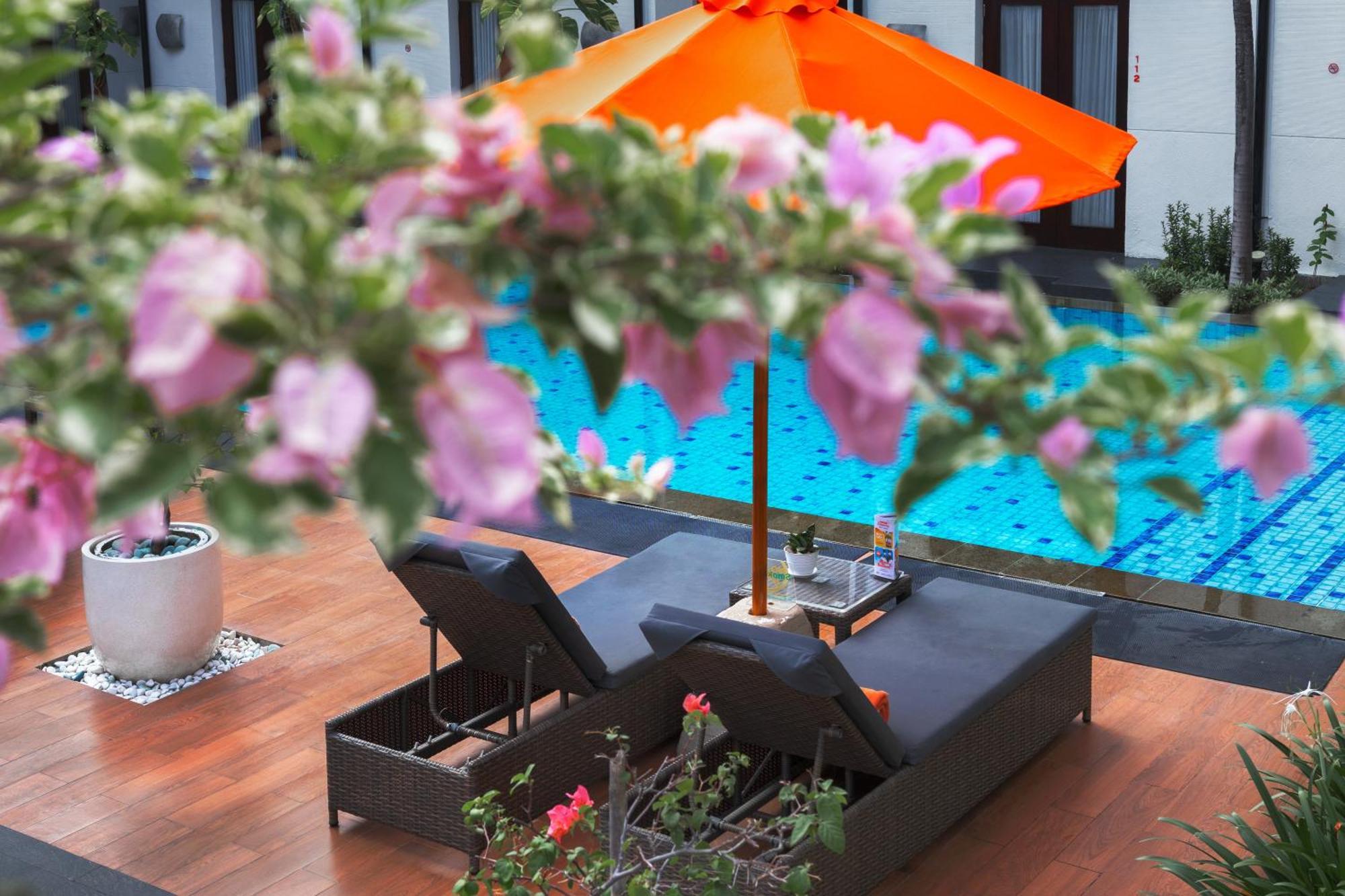 Harris Hotel Kuta Tuban Bali Eksteriør bilde
